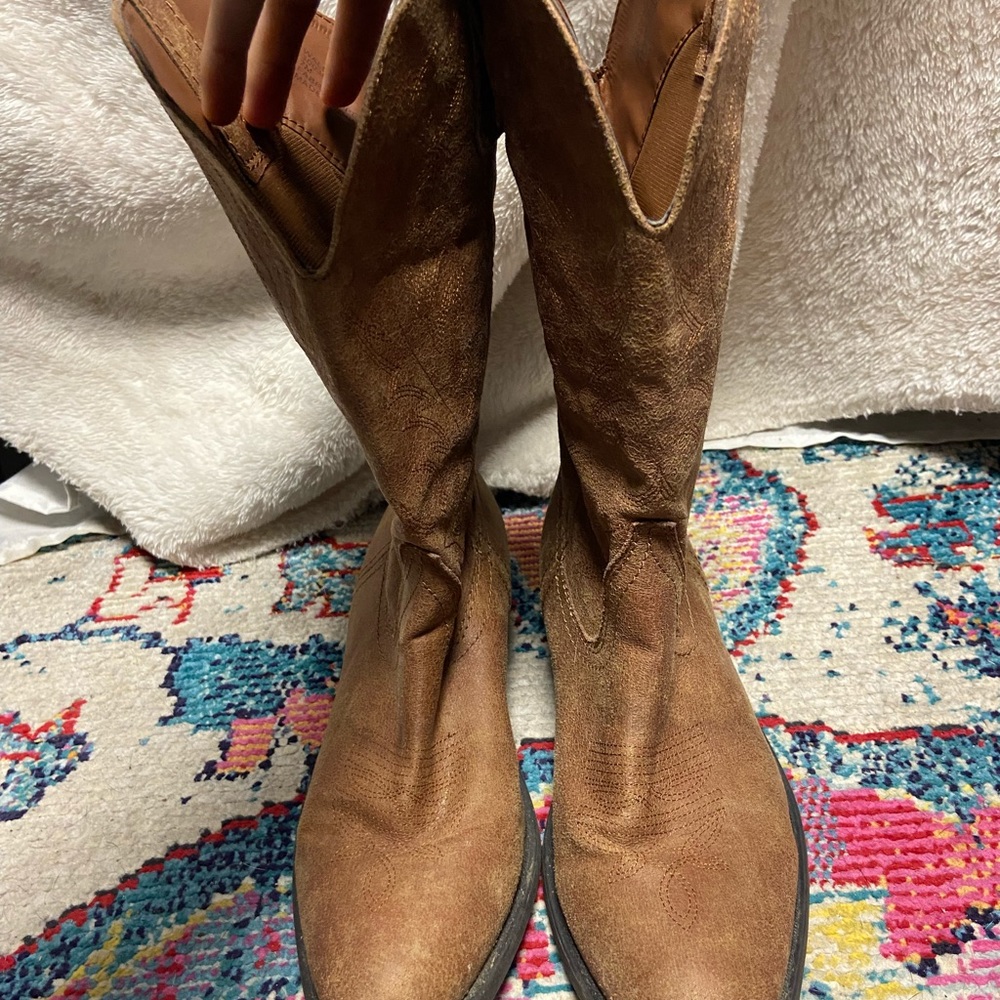 Cowboy boots